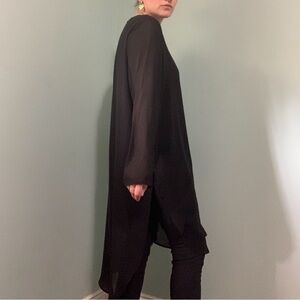 GRACE HILL semi sheer tunic top